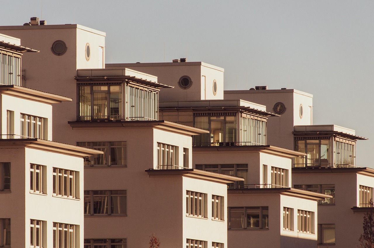 entdecken sie den wert von immobilien: tipps zur bewertung, marktentwicklung und trends, die ihnen helfen, fundierte entscheidungen beim kauf oder verkauf von immobilien zu treffen.
