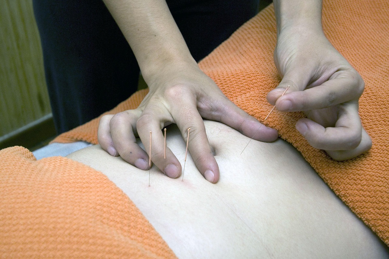 osteopathie: ganzheitliche manuelle therapie zur behandlung von schmerzen und funktionsstörungen des bewegungsapparates.
