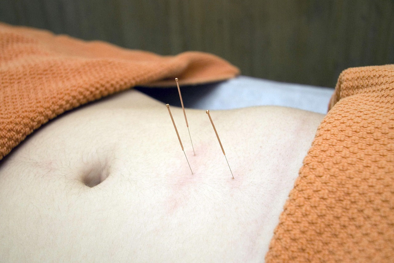 osteopathie: entdecken sie ganzheitliche behandlungsmethoden zur f&ouml;rderung ihrer gesundheit und linderung von schmerzen durch manuelle techniken.