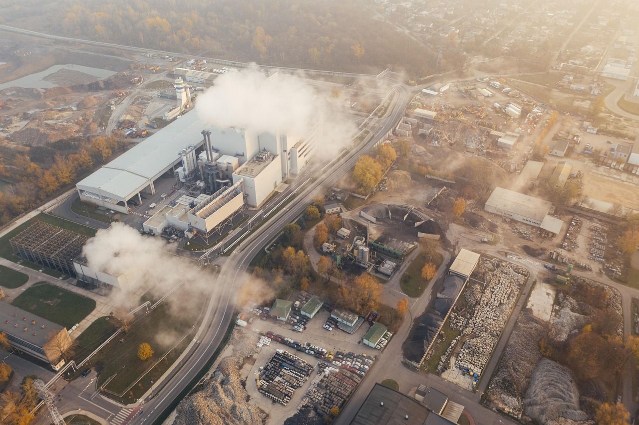 chemischer notfall: schnelle und effektive maßnahmen zum schutz von menschen und umwelt bei gefährlichen chemikalienunfällen.