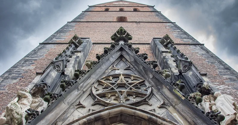Die Klassiker: Marktkirche und Bergwerksmuseum im Detail