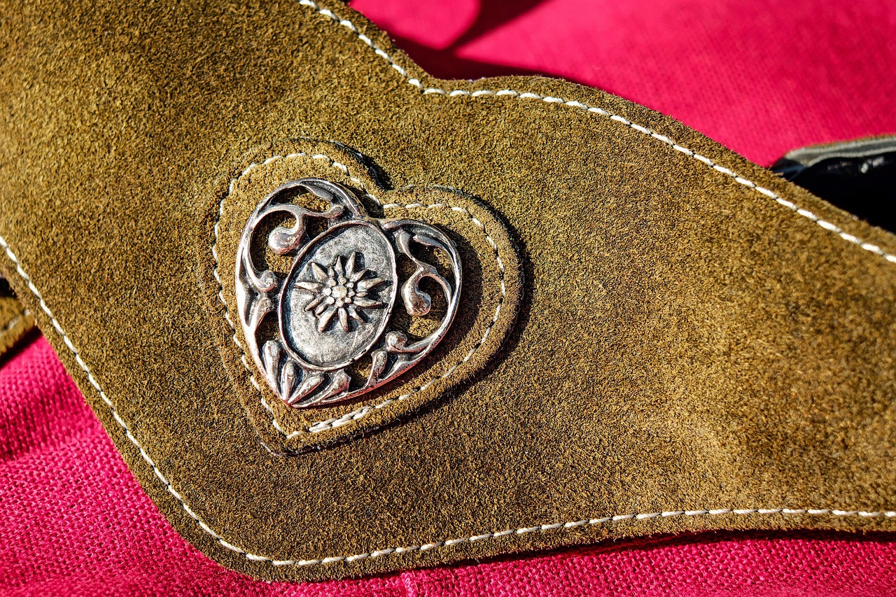 entdecken sie effektive lederpflege-tipps und hochwertige produkte, um ihre ledermöbel, -taschen und -schuhe dauerhaft schön und geschmeidig zu halten.